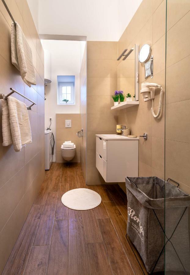 Pula City Center Apartments Buitenkant foto